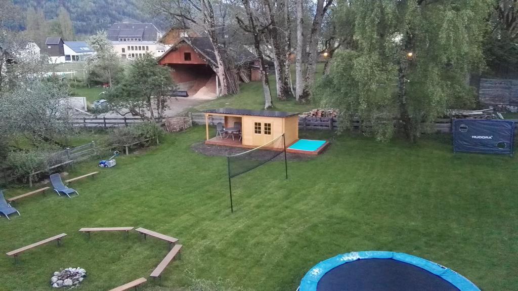 Haus Wendy Vandrarhem Mauterndorf  Exteriör bild