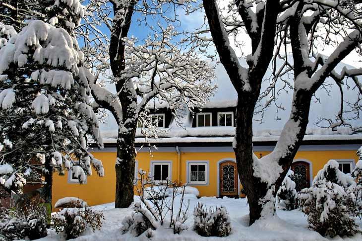 Haus Wendy Vandrarhem Mauterndorf  Exteriör bild